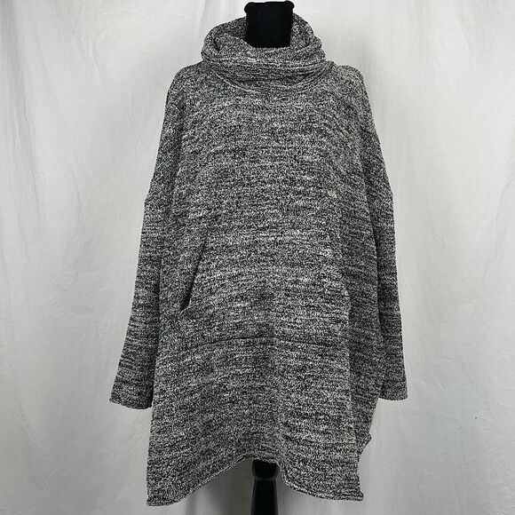 Barefoot Dreams Gray Oversized Cozy Sweater - Women’s OS - Picture 2 of 9